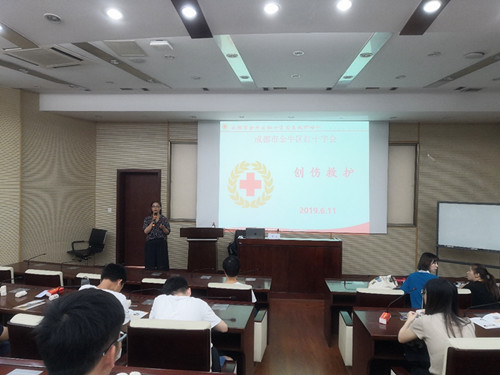 救护-1_副本.jpg 救护-1_副本.jpg